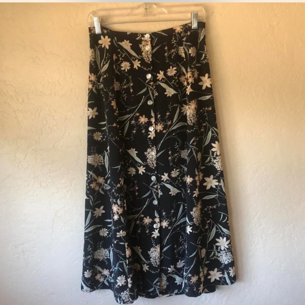 Vintage floral maxi skirt